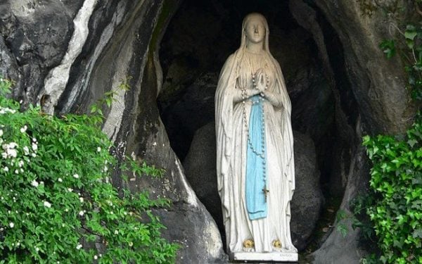 5 Facts And A Beautiful Video About Our Lady Of Lourdes